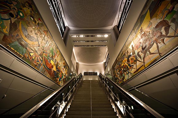 Caryb&eacute; Murals - South Terminal H